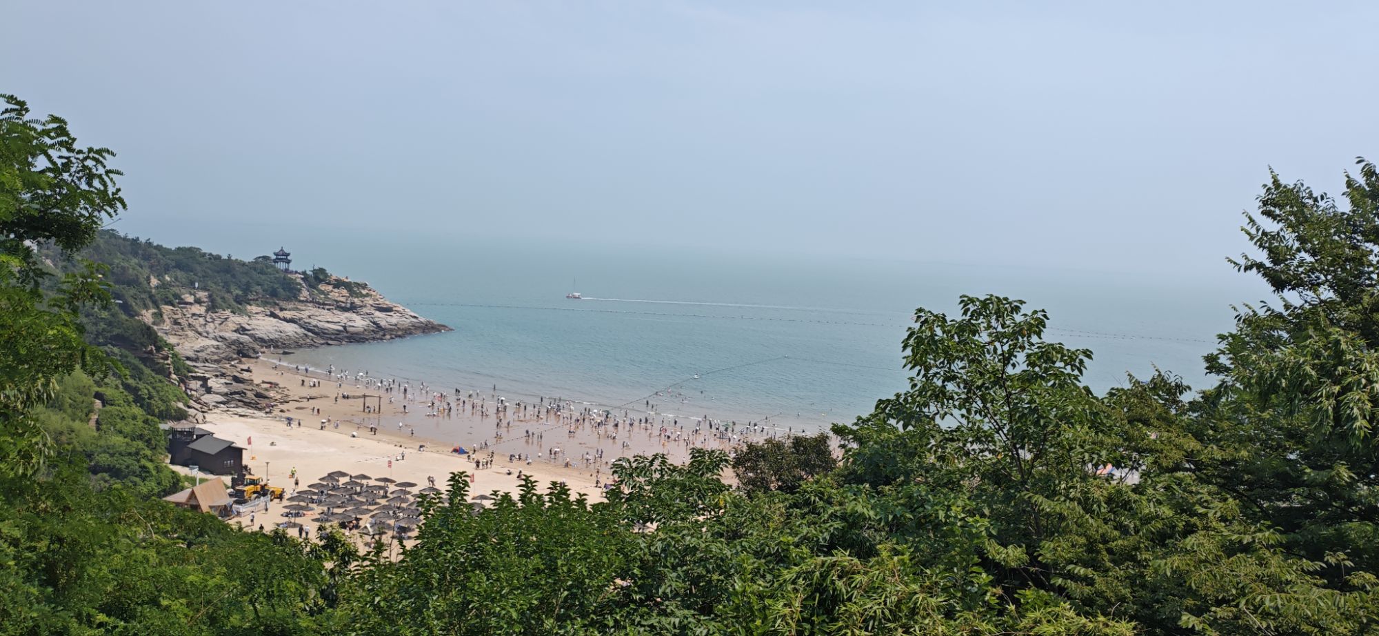连岛游记：在大沙湾驾驶水上汽车，在苏马湾感悟海浪轮回
